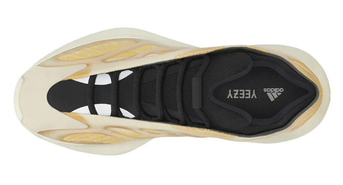 adidas Yeezy 700 V3 Sneakers – Fade Carbon