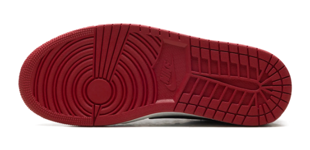 Air Jordan 1 Low 'Chicago' (HQ6998-600)
